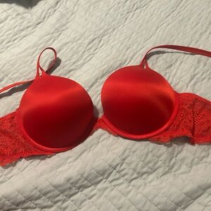 Victoria's Secret Vibrant Red Lace Bra